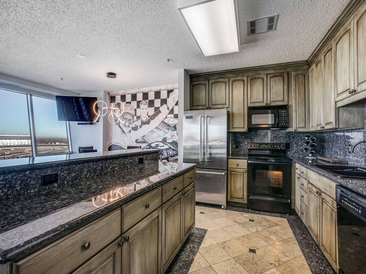 Fully stocked chef's kitchen in TMS Race Condo